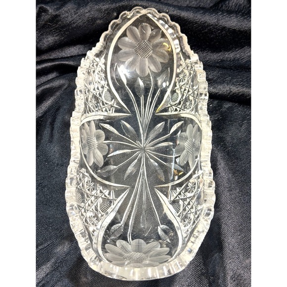 AMERICAN BRILLIANT CUT CELERY DISH WITH FLORAL PATTERN 8 x 4 (2659) - Picture 6 of 9